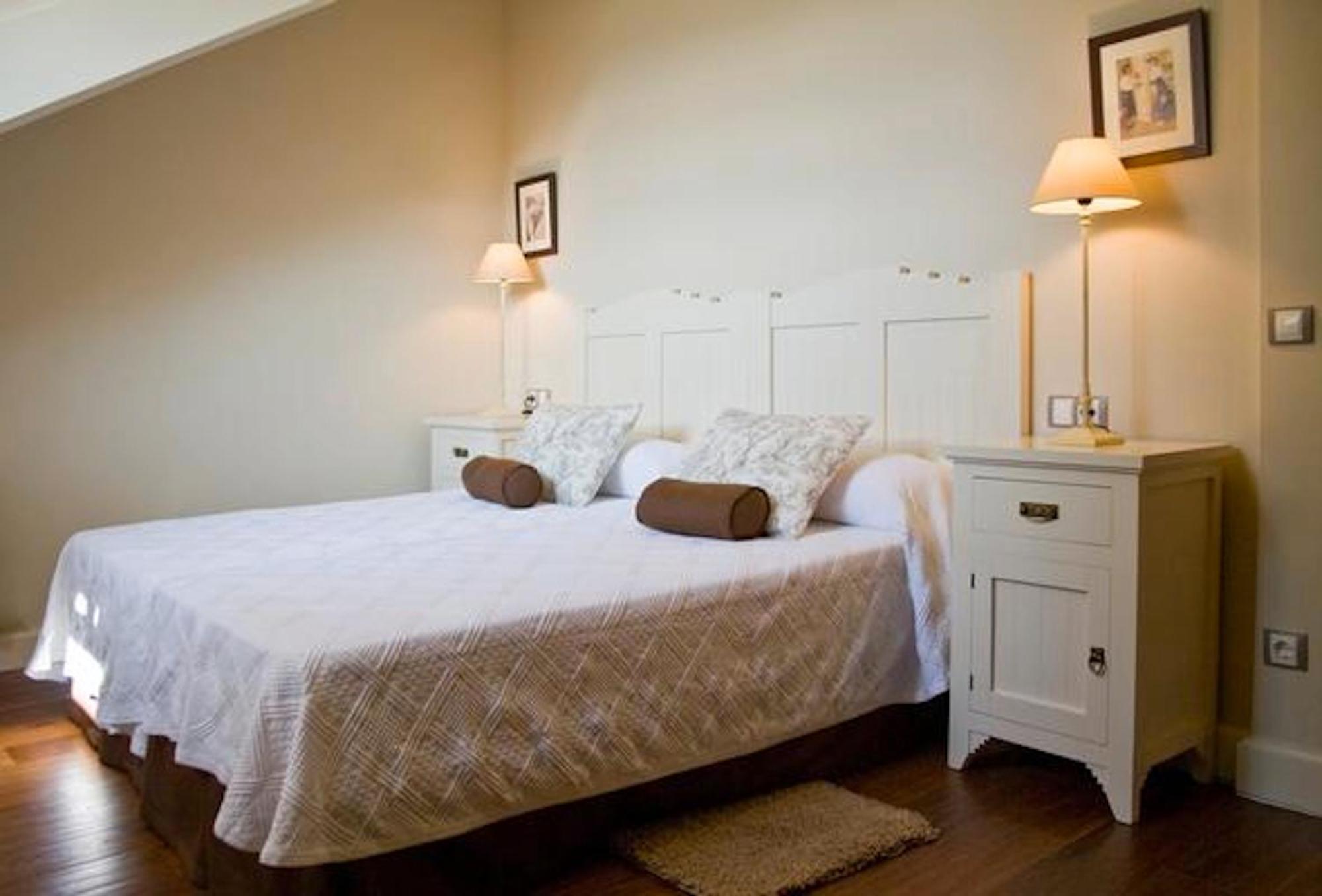 Las Casas Rurales Huerta San Benito Villamayor  Номер фото